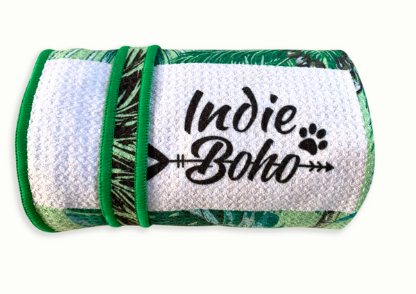 TROPICAL TOUCAN | PET TRAVEL TOWEL