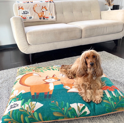 Foxy Tales | Large Pet Bed